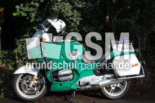 Polizeimotorrad1.JPG